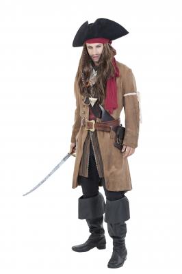 c813-capn'-of-the-seas